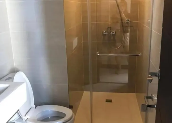 Apartment A&g Condotel Right Across Naia T3 Manila