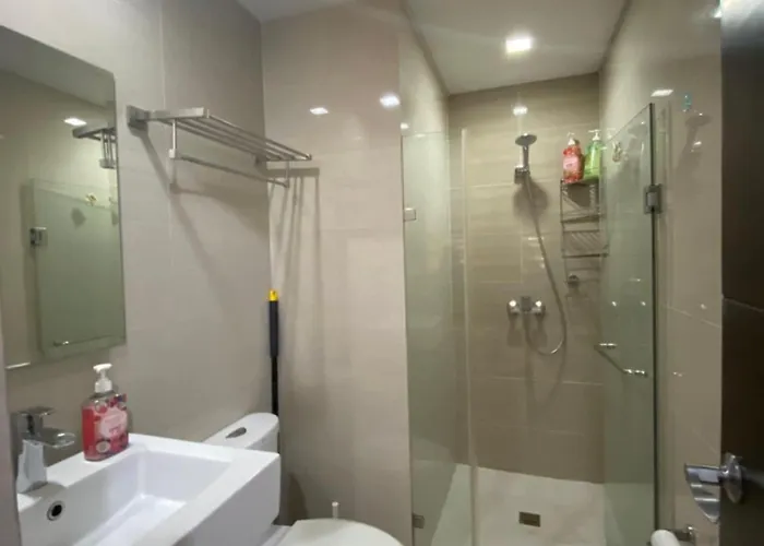 A&g Condotel Right Across Naia T3